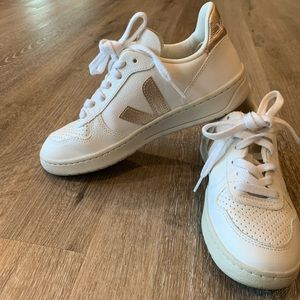 Veja V-10 Leather Sneakers 36 Gold